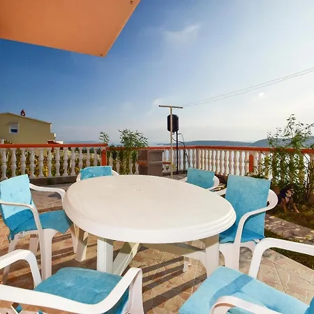 Guest house Komadina 596