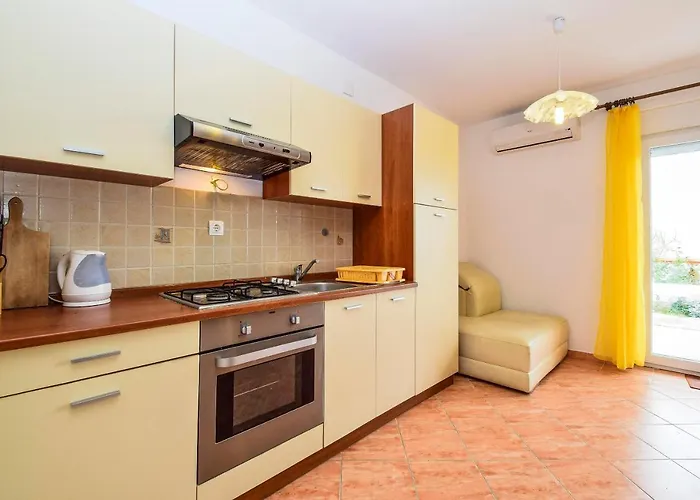 Guest house Komadina 596
