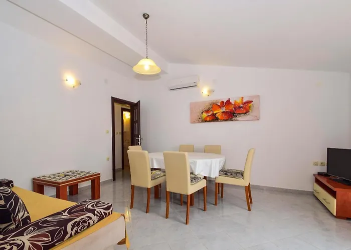 Komadina 596 Guest house