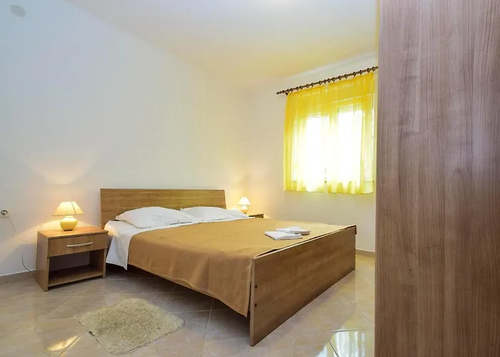 Komadina 596 Guest house Vlasici