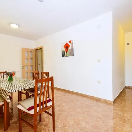 Komadina 596 Vlašići